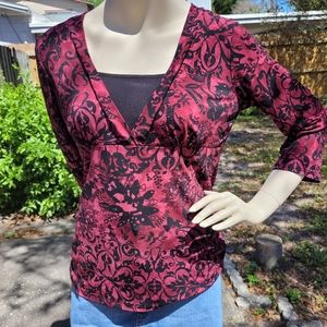 [EUC]JKLA California Y2K Maroon & Black Filagree Stretch Blouse with 7/8 Sleeves